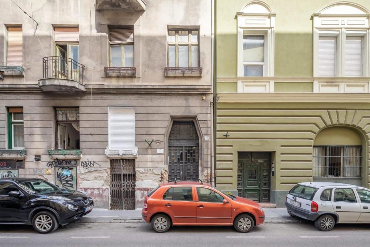Lovely & Cozy Home With A C Budapest Bagian luar foto